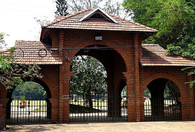 Mananachira Square, Kozhikode