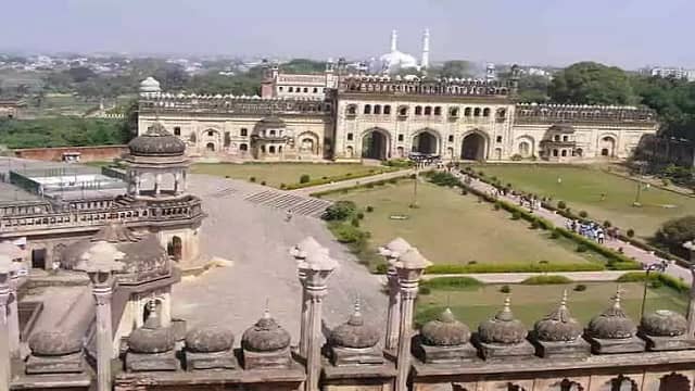 Bada imambara (bhulbhulaiya) Lucknow