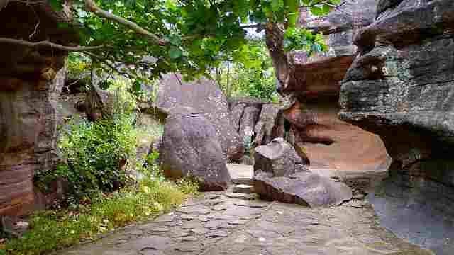 Bhimbetka rock shelters Bhopal