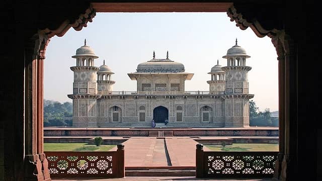 Itmad-ud-daulah Tomb Agra